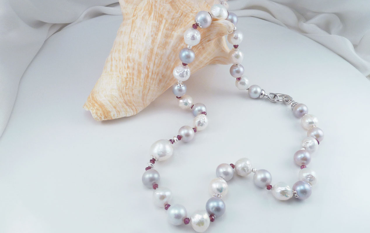 Designer pearls jewelry created by Jewelry Olga