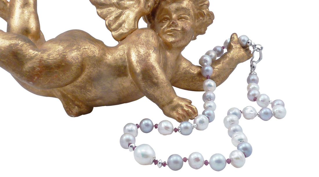 Modern pearl jewelry with garnet by Jewelry Olga, Montreal Canada