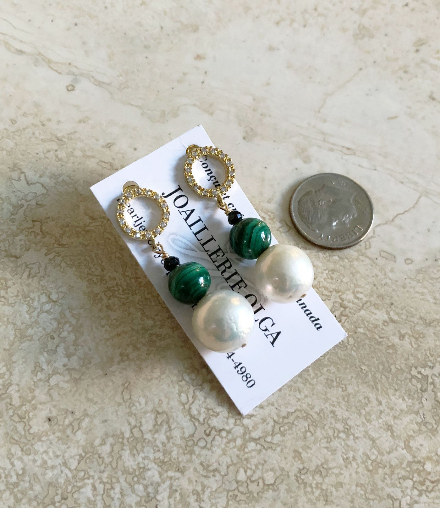 Gorgeous malachite and pearl earrings - luxurious color combination