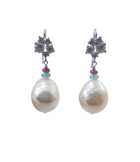 Stunning dangle Chinese Kasumi pearl earrings.  Custom pearl jewelry.  Baroque pearl earrings featuring gorgeous freshwater pearls.  