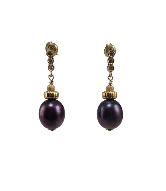 Stylish black pearl earrings featuring beautiful freshwater "black" pearls. Contemporary custom pearl jewelry
