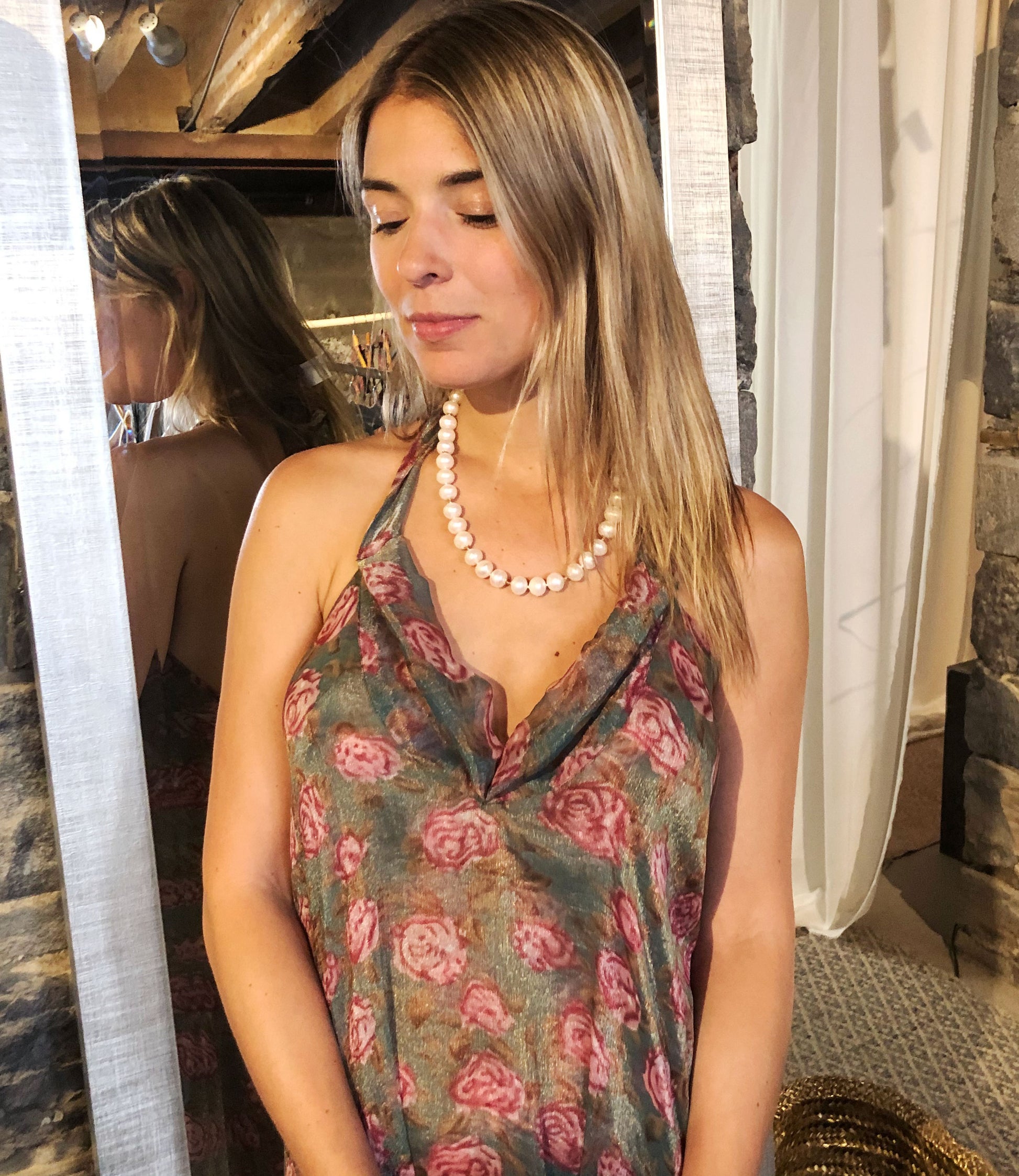 Trendy white pearl necklace for elegant modern women.  Contemporary white pearl jewelry is always appropriate