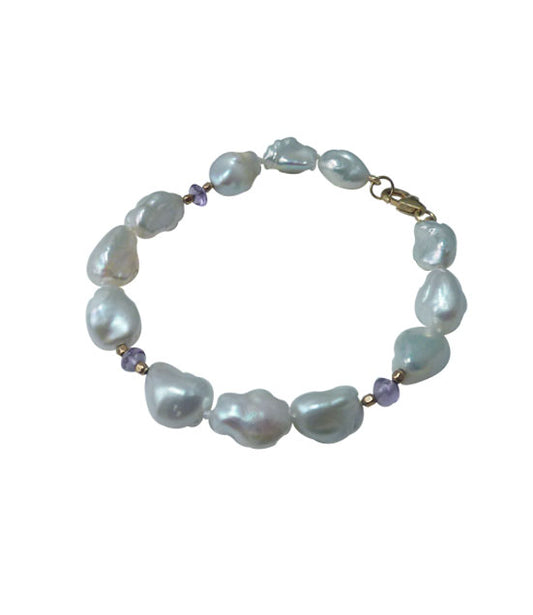 White keshi pearl bracelet with amethyst