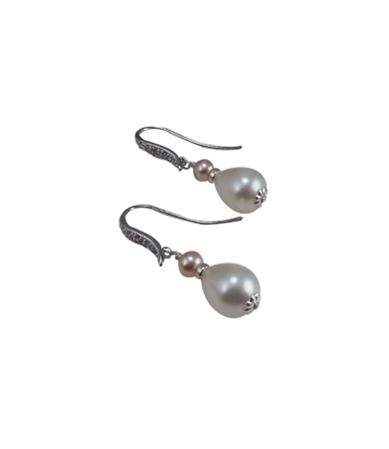 Lovely dangling pearl earrings designed and created by Jewelry Olga Montreal Canada